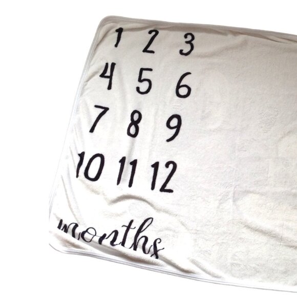 Milestone Baby Blanket Bath Towel Bathtime Monthly  Growth Chart - Picture 2 of 4
